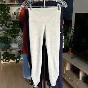 Nike Leggings. Size Small. 25” inseam. Synch at back of both legs. 12” waist